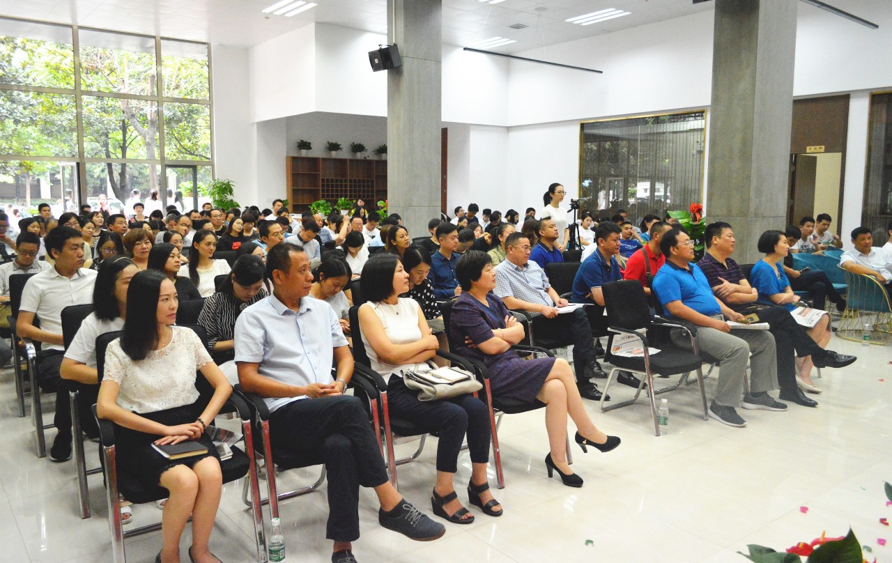 1534726654544951.jpg 1534726654544951.jpg