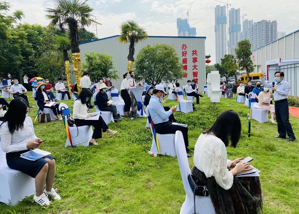 1589598252215297.jpg 花絮2.jpg