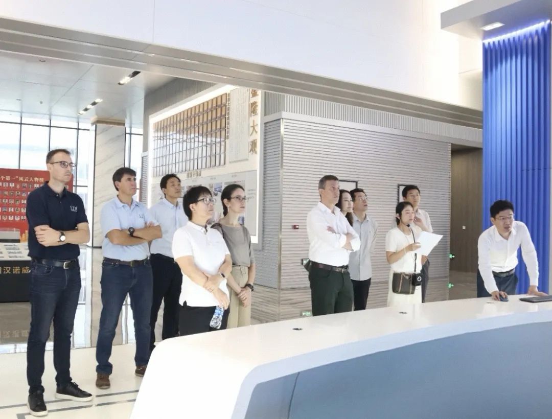 1754226156762728.jpg 1754226156762728.jpg