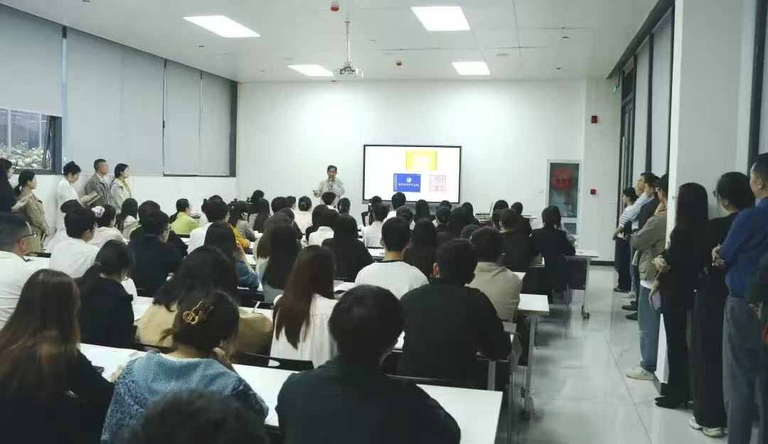 1762505453487670.jpg 1762505453487670.jpg